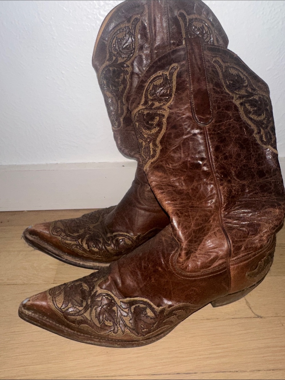 Old Gringo Brown Embroidered Leather Western Heeled Boots - Picture 9 of 9